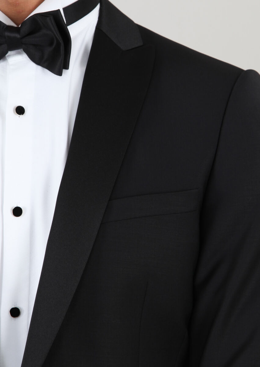 Black Tuxedo - 3