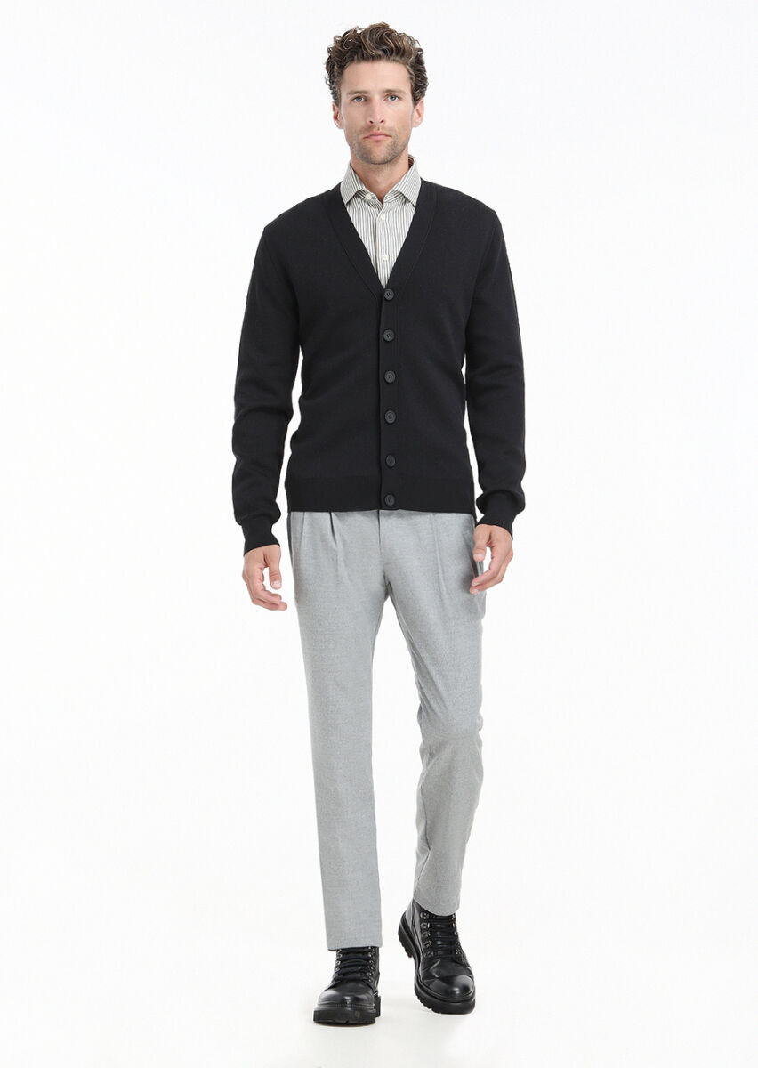 Black V-Neck Plain Knitting Cardigan - 1