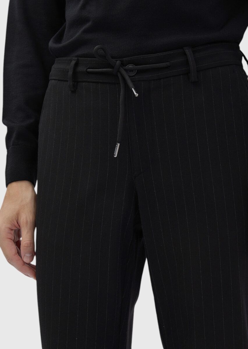 Black Weaving Jogging Fit Casual 100% Cotton Trousers - 3