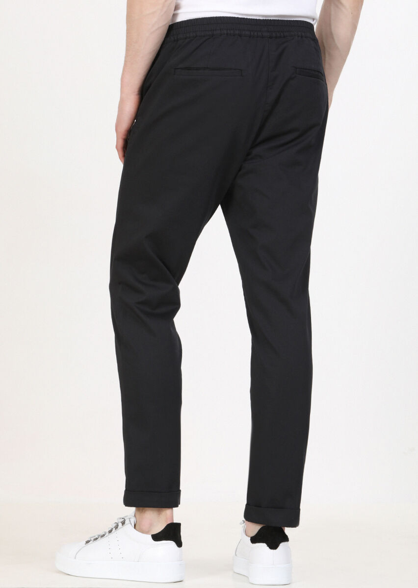 Black Weaving Jogging Fit Casual Cotton Blended Trousers - 4