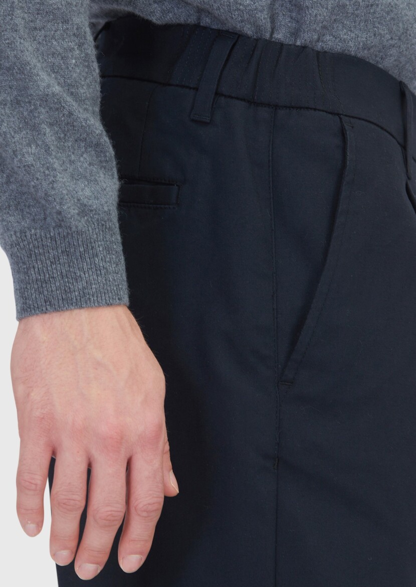 Black Weaving Jogging Fit Casual Cotton Blended Trousers - 4