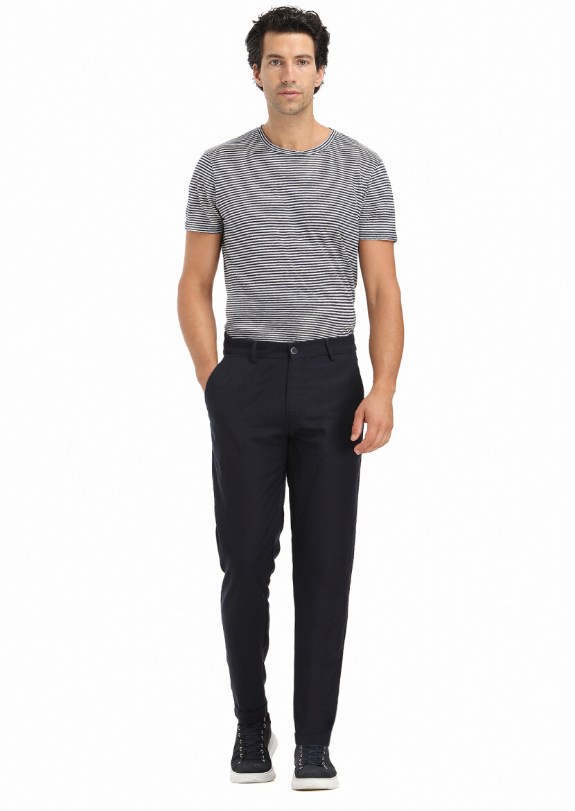 Black Weaving Jogging Fit Casual Trousers 