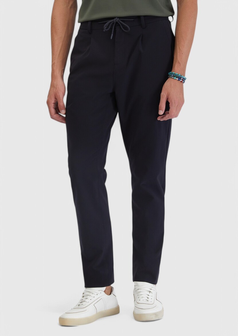 Black Weaving Jogging Fit Casual Trousers 