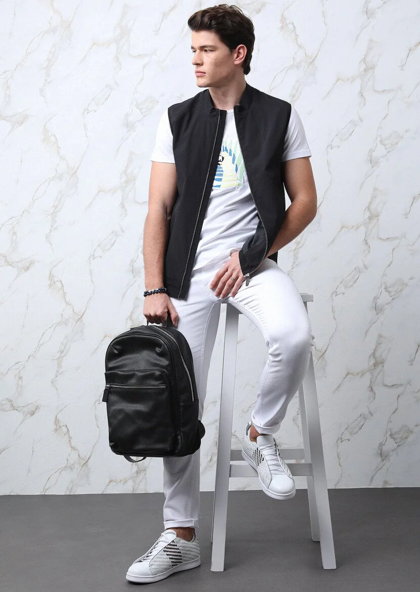 Black Weaving Puffer Vest - 1
