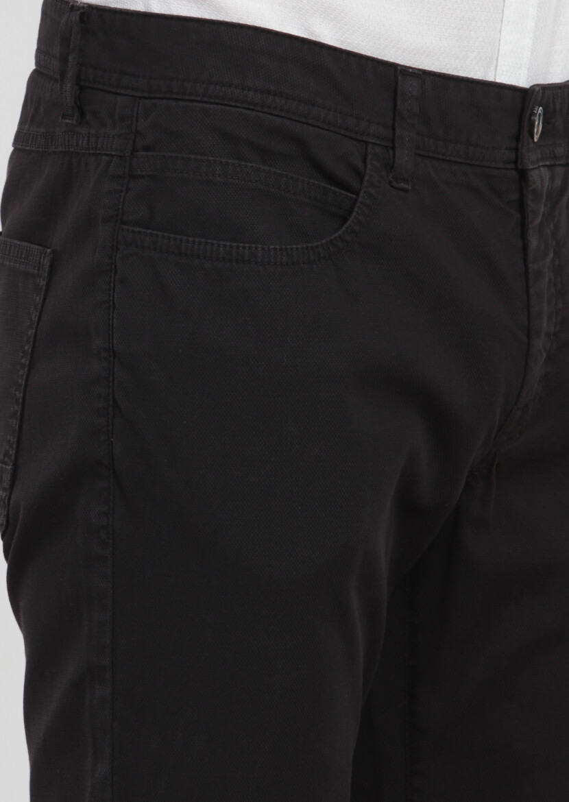 Black Weaving Slim Fit Casual Cotton Blended Trousers - 4
