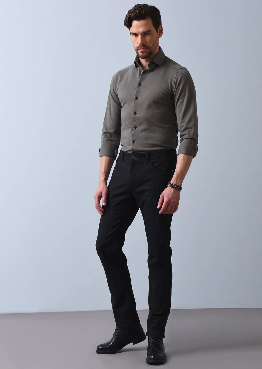 Black Weaving Slim Fit Casual Cotton Blended Trousers - 2