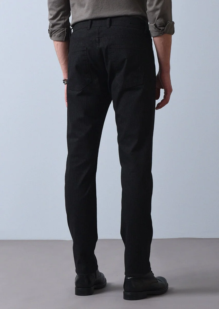 Black Weaving Slim Fit Casual Cotton Blended Trousers - 5