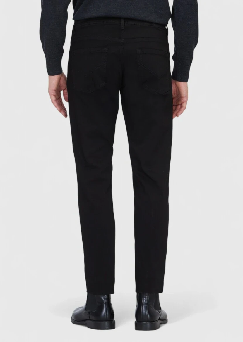 Black Weaving Slim Fit Casual Cotton Blended Trousers - 5