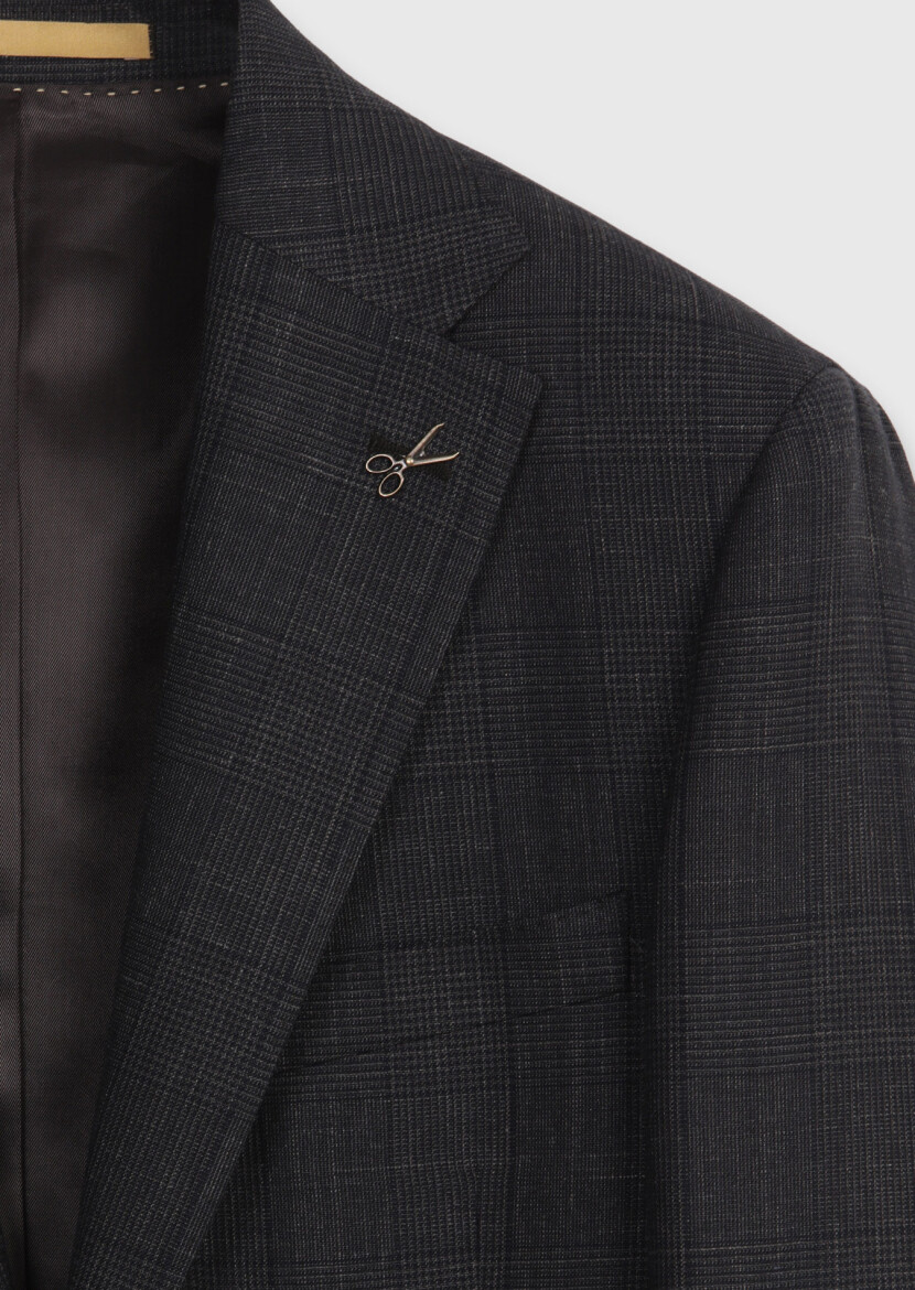Brown Regular Fit Silk Blended Suit - 8