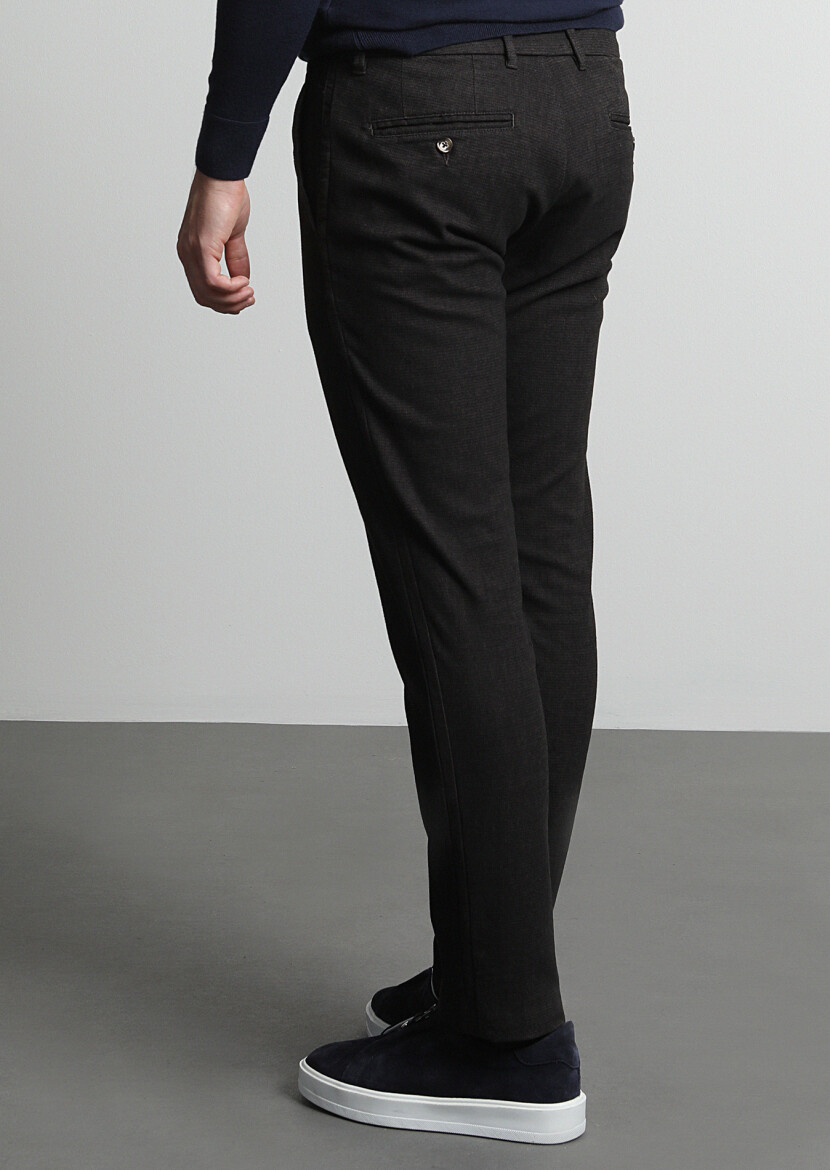Brown Weaving Regular Fit Casual Cotton Blended Trousers - 4