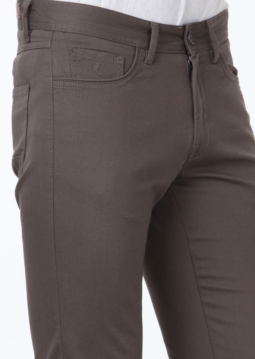 Brown Weaving Slim Fit Casual Cotton Blended Trousers - 3