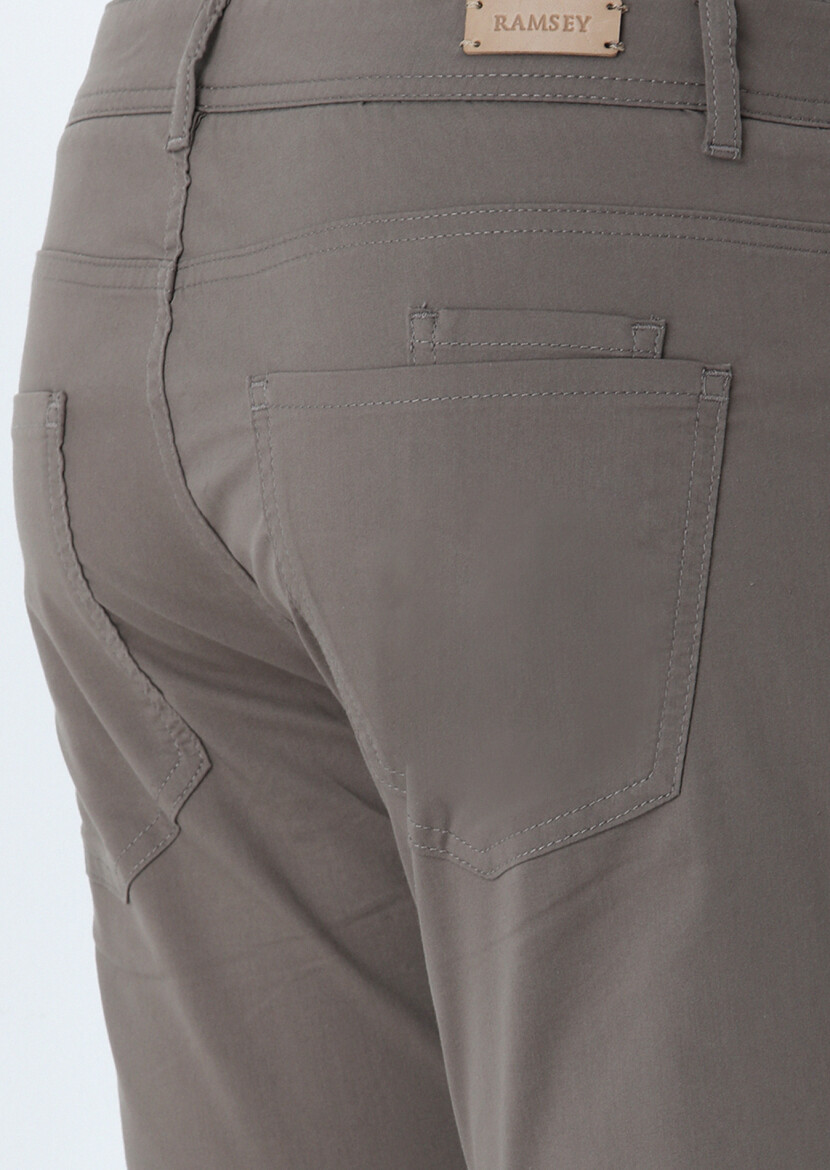 Brown Weaving Slim Fit Casual Cotton Blended Trousers - 3