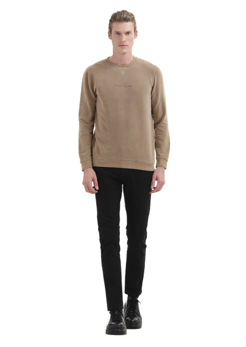 Buff Crew Neck Printed Sweatshirt 