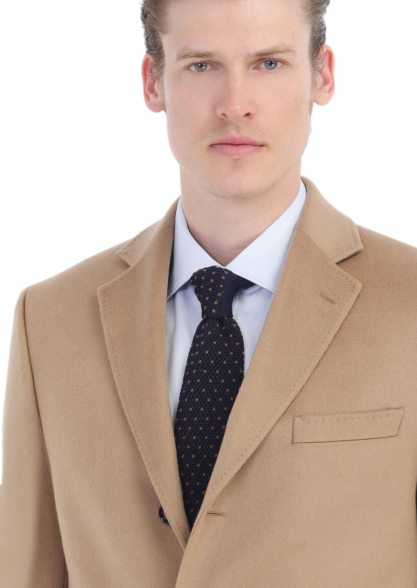 Buff Regular Fit Butterfly Collar Classical Weaving Overcoat - 3