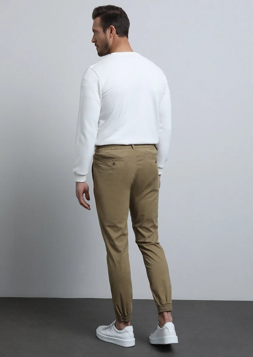 Buff Weaving Jogging Fit Casual Cotton Blended Trousers - 5