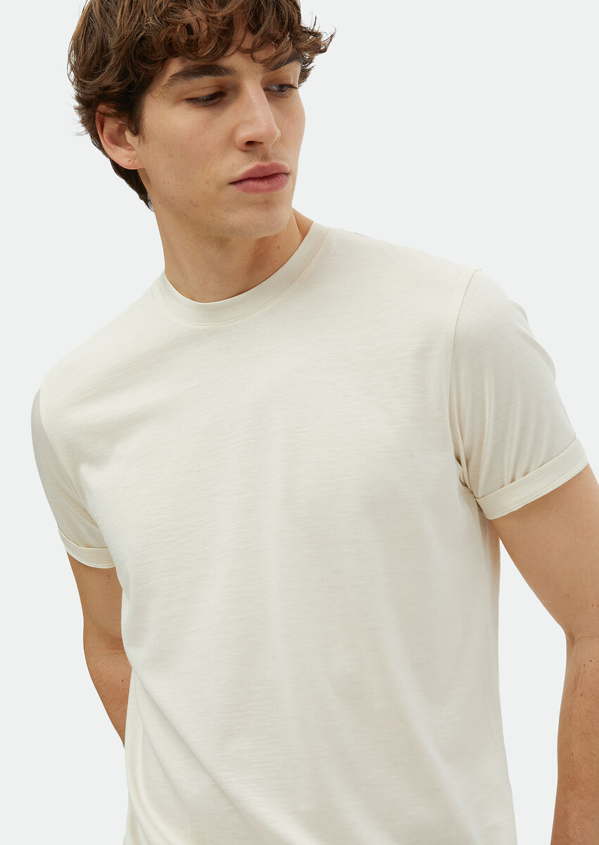 Ecru Plain Crew Neck Silk Blended T-Shirt - 4