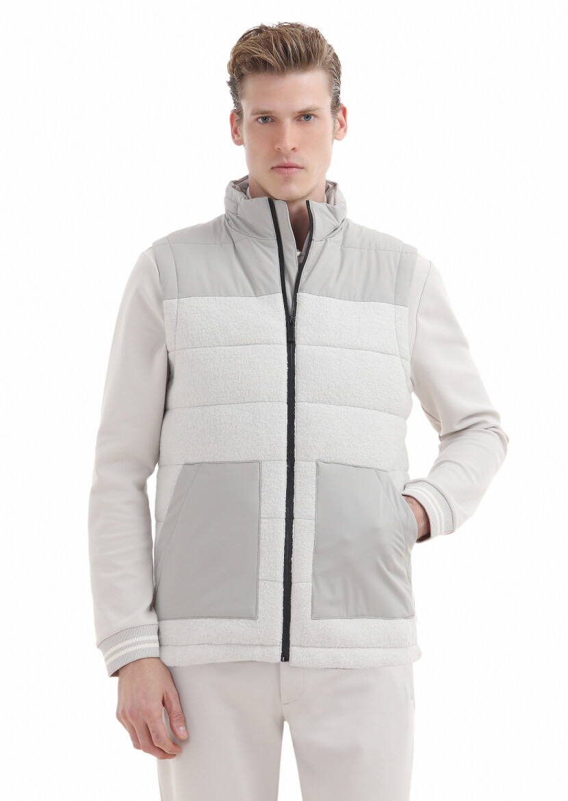 Ecru Regular Fit Turtleneck Casual Weaving Puffer Vest - 1