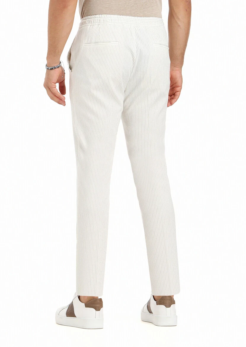 Ecru Weaving Jogging Fit Casual Cotton Blended Trousers - 4