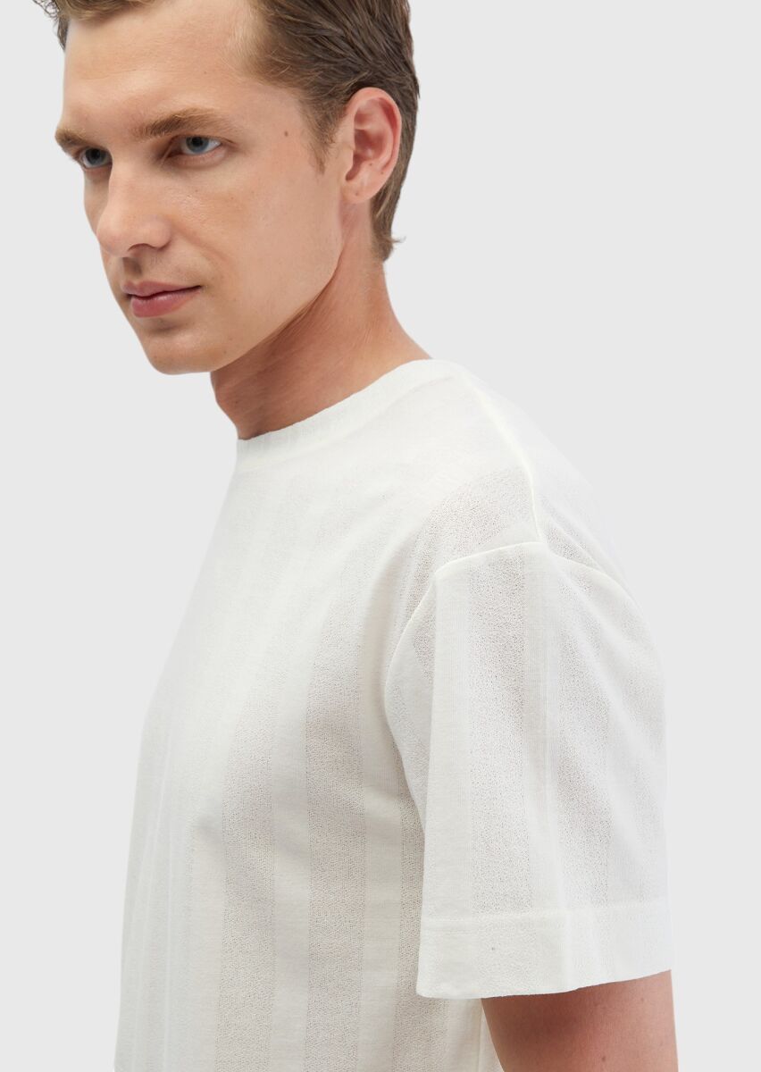 Ekru Jakarlı Bisiklet Yaka %100 Pamuk T-Shirt - 4