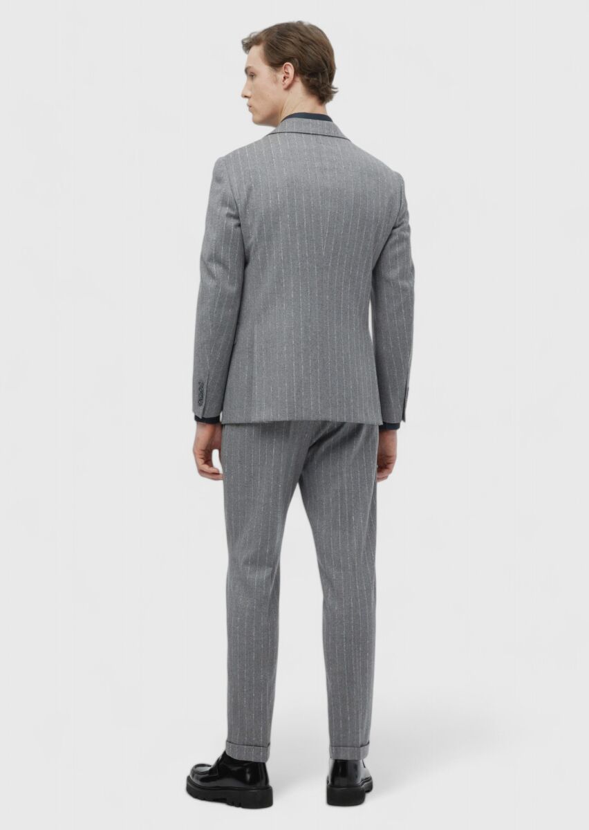 Grey Striped Comfort Fit Wool Blended Suit - 8