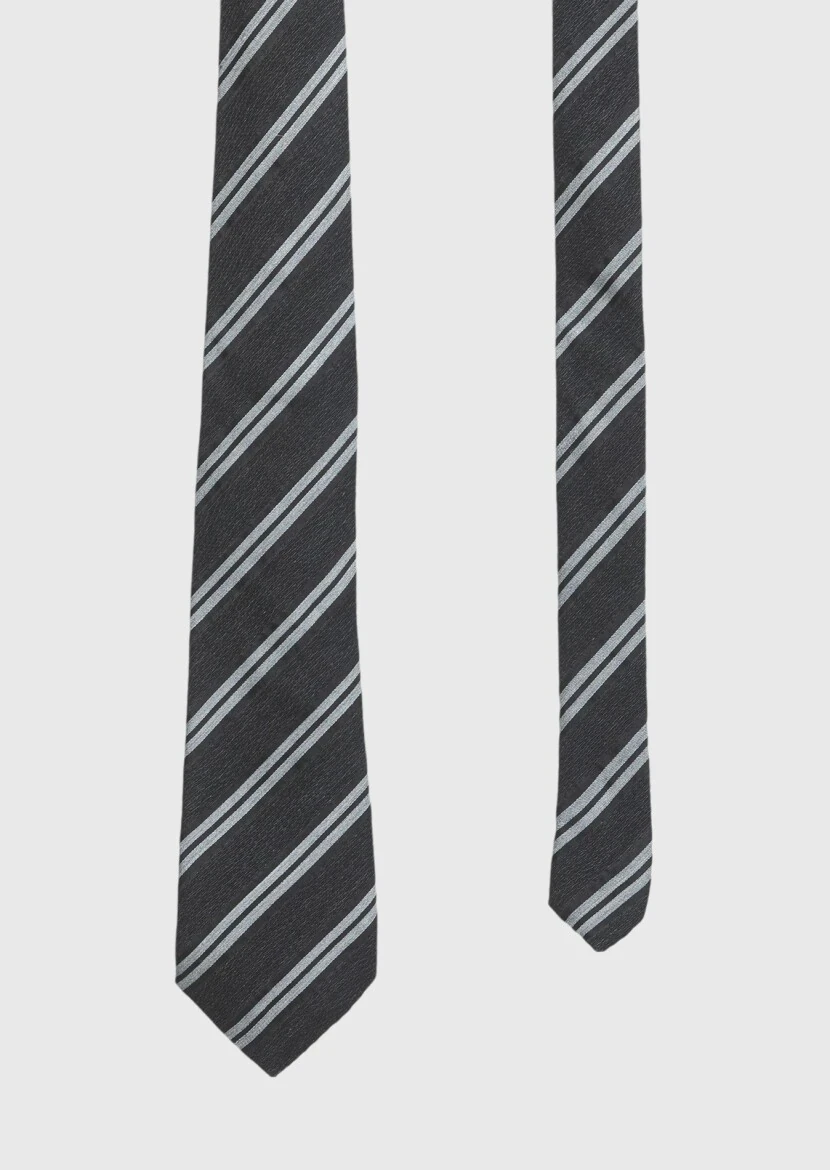 Grey Tie 