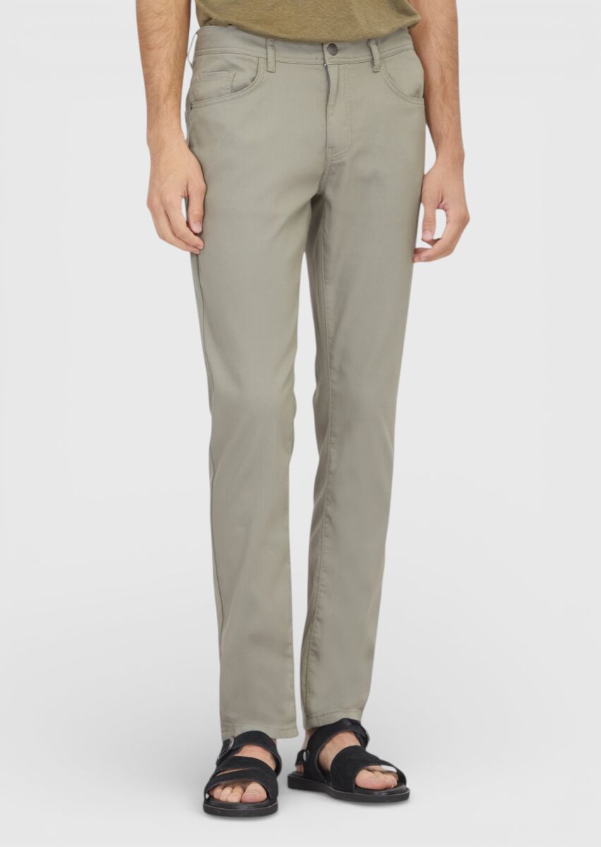 Grey Weaving Slim Fit Casual Cotton Blended Trousers - 2