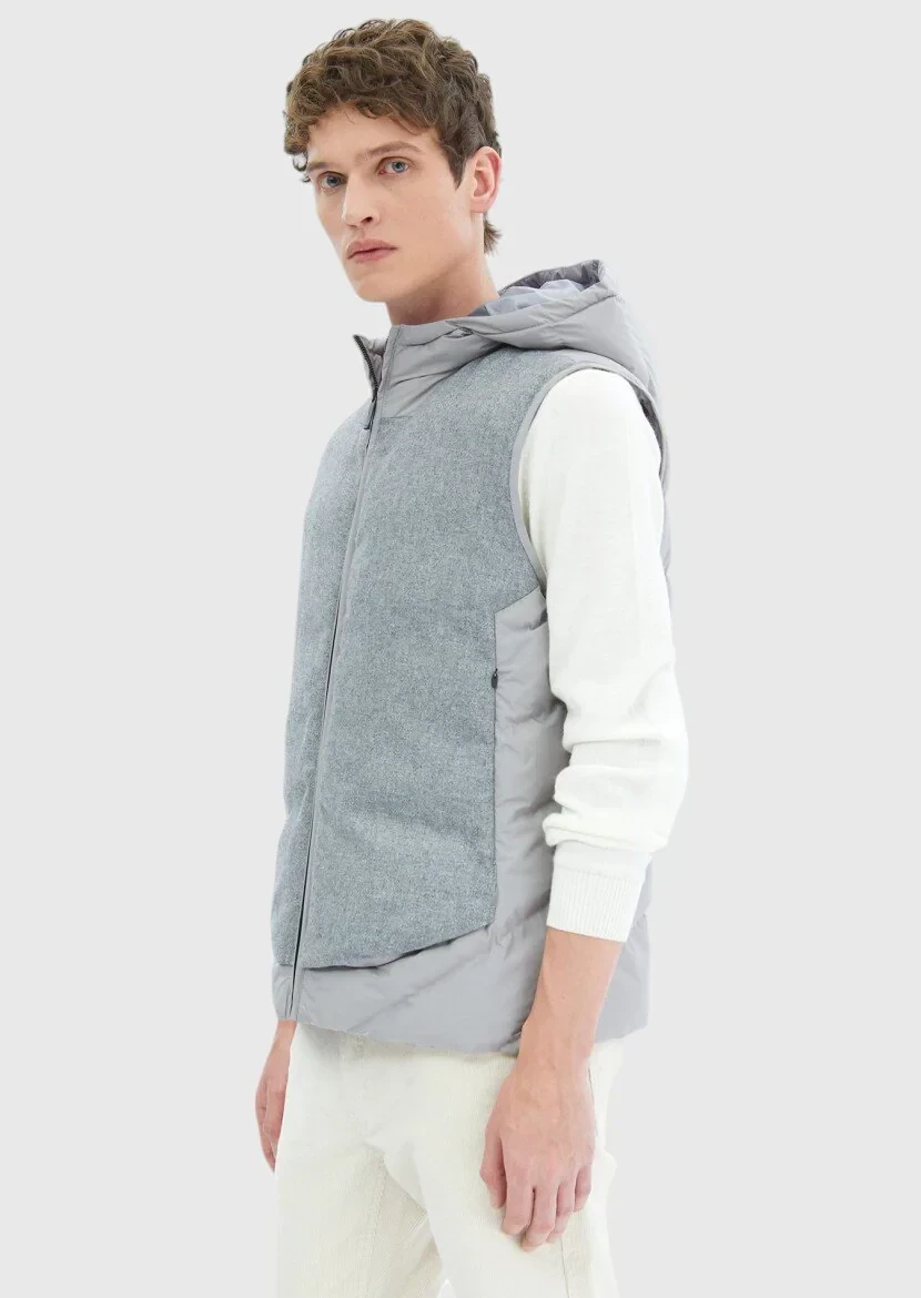 Gri Regular Fit Kapüşonlu Casual Dokuma Spor Yelek - 3
