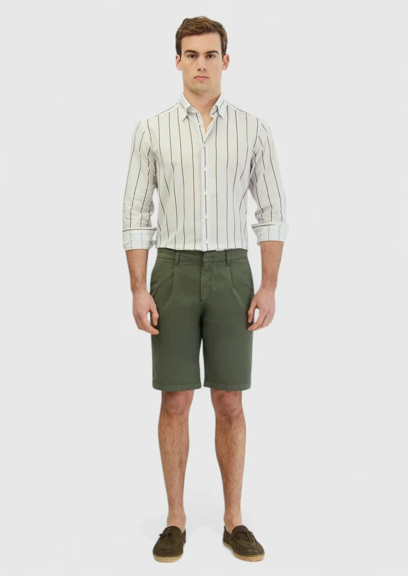 Haki Düz Dokuma Regular Fit Casual Pamuk Karışımlı Bermuda - 1