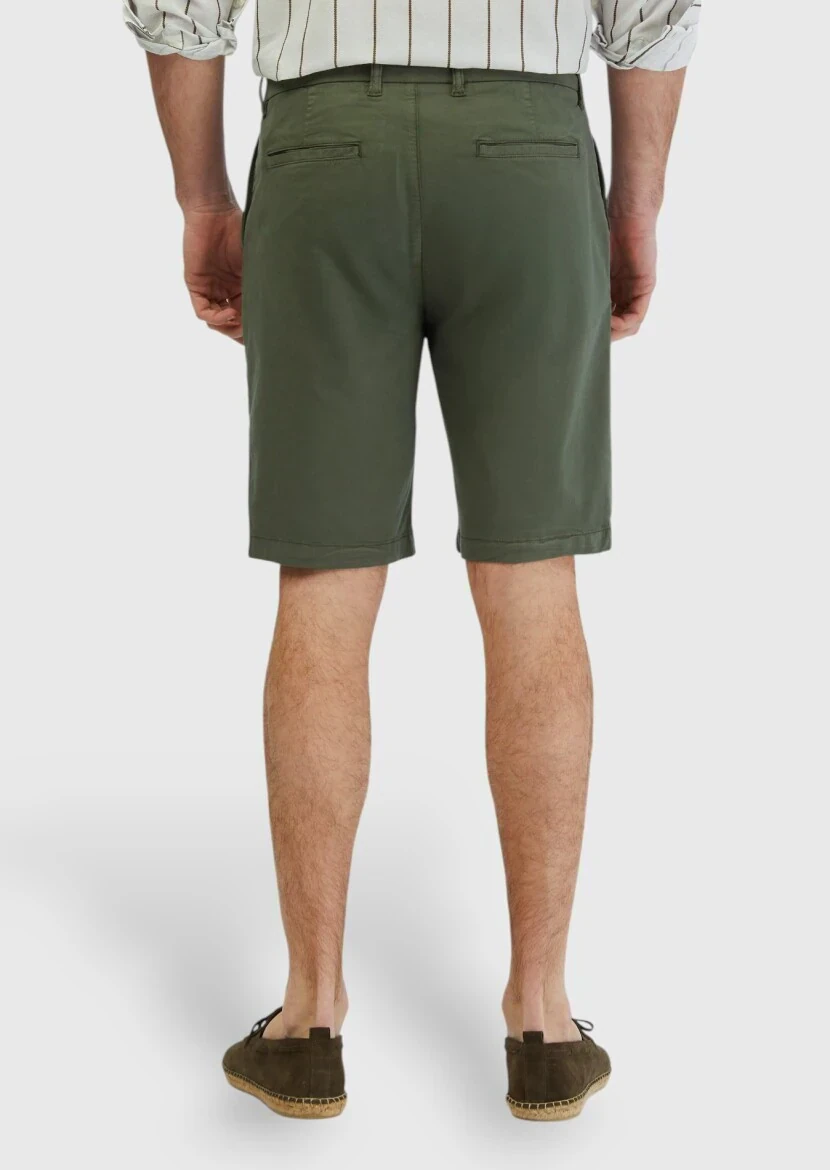 Haki Düz Dokuma Regular Fit Casual Pamuk Karışımlı Bermuda - 4