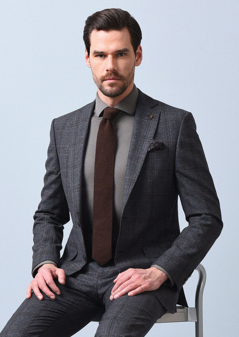 Hard Coal Checkered Modern Fit Wool Blended Suit - 4