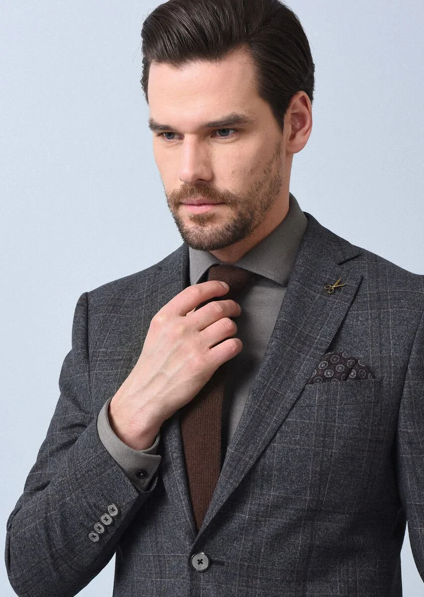 Hard Coal Checkered Modern Fit Wool Blended Suit - 1