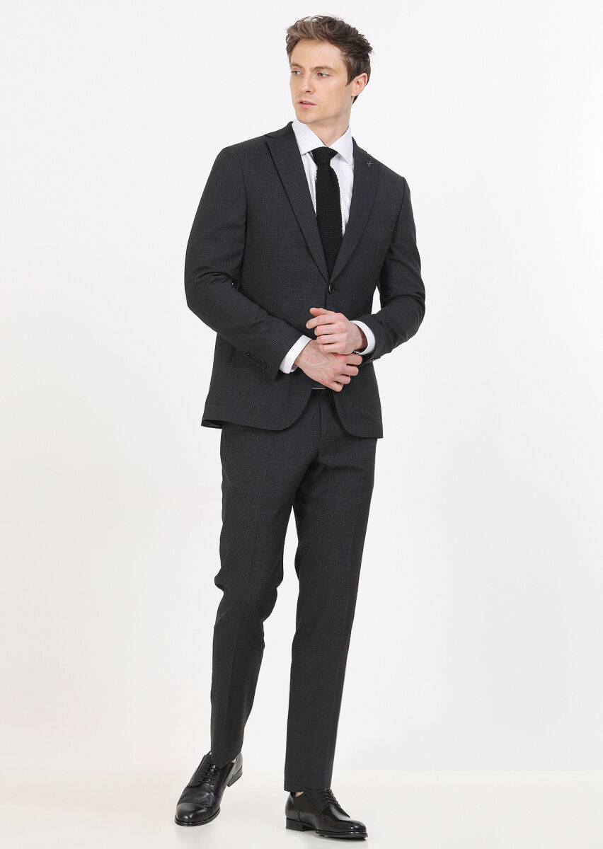 Hard Coal Micro Zeroweight Slim Fit Silk Blended Suit - 3