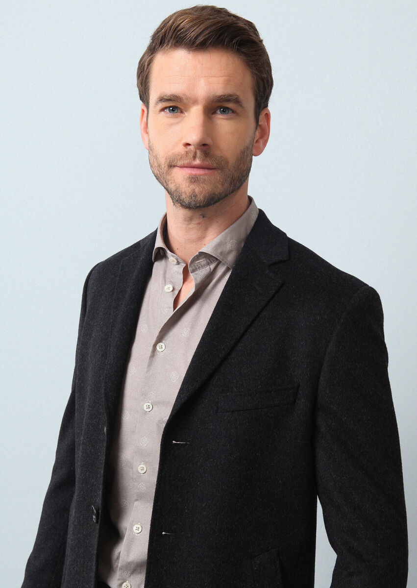 Hard Coal Regular Fit Butterfly Collar Classical Weaving Overcoat - 4