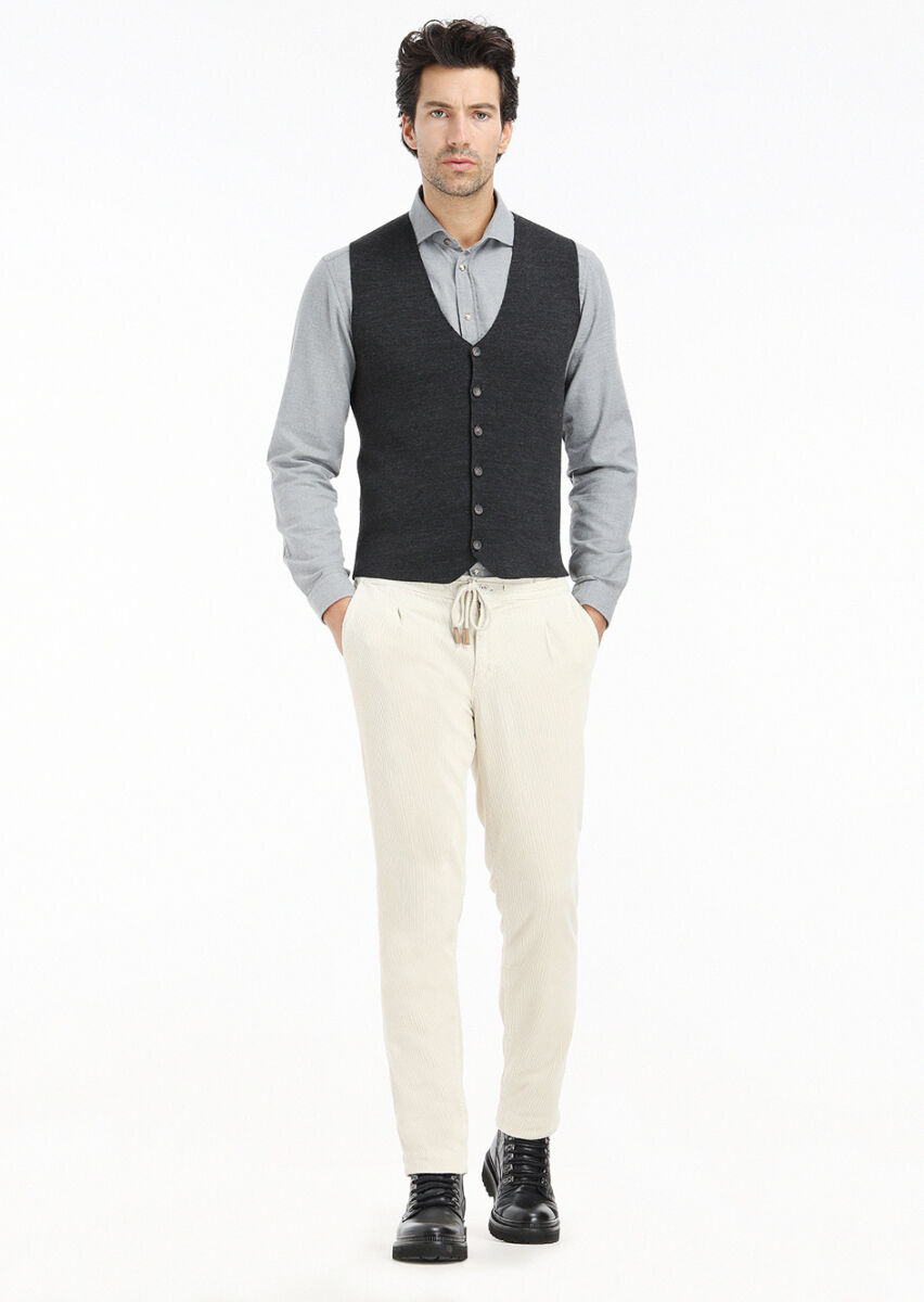 Hard Coal Regular Fit V-Neck Casual Knitting Knit Vest - 2