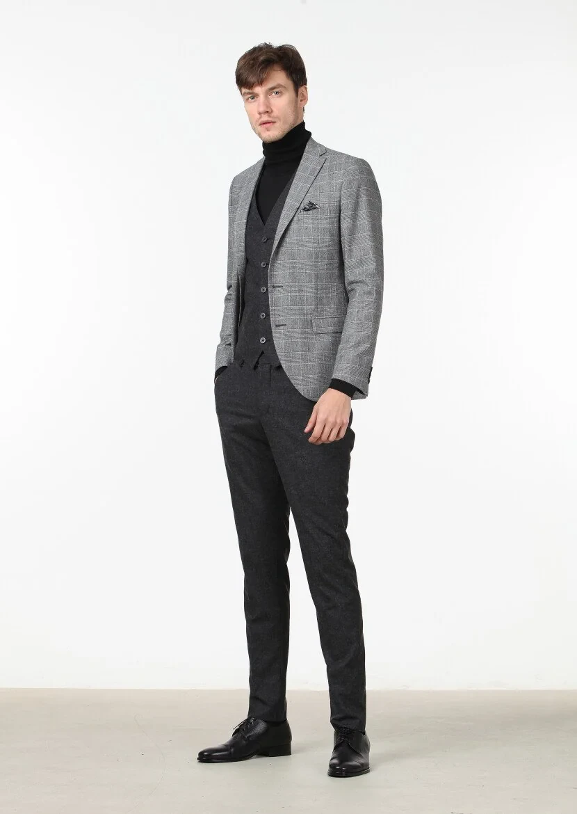Hard Coal Suit With Waistcoat - 2