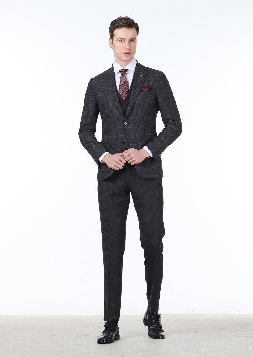 Hard Coal Suit With Waistcoat - 3