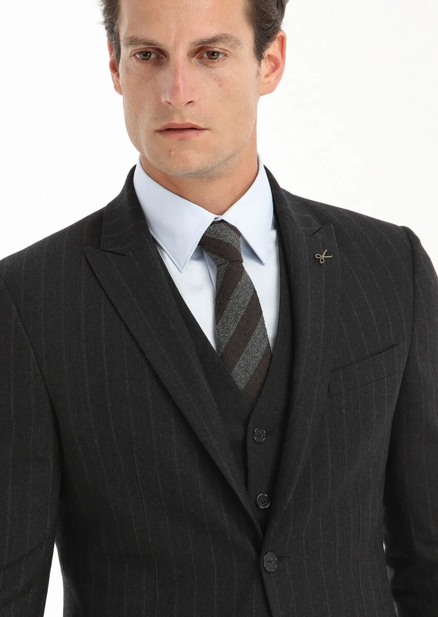 Hard Coal Suit With Waistcoat - 3