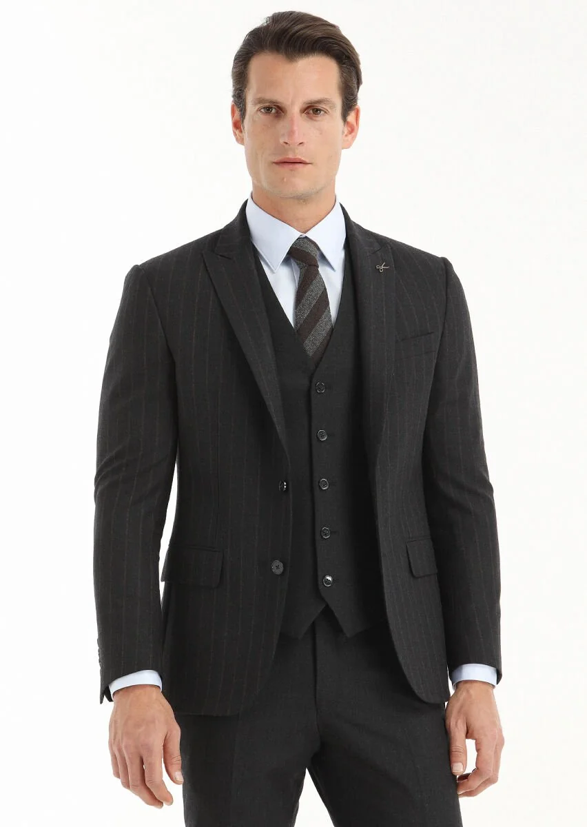 Hard Coal Suit With Waistcoat - 4