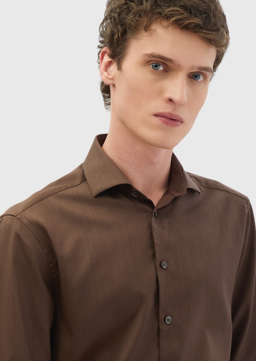 Kahverengi Düz Casual Fit Uzun Dokuma Casual İpek Karışımlı Gömlek - 4