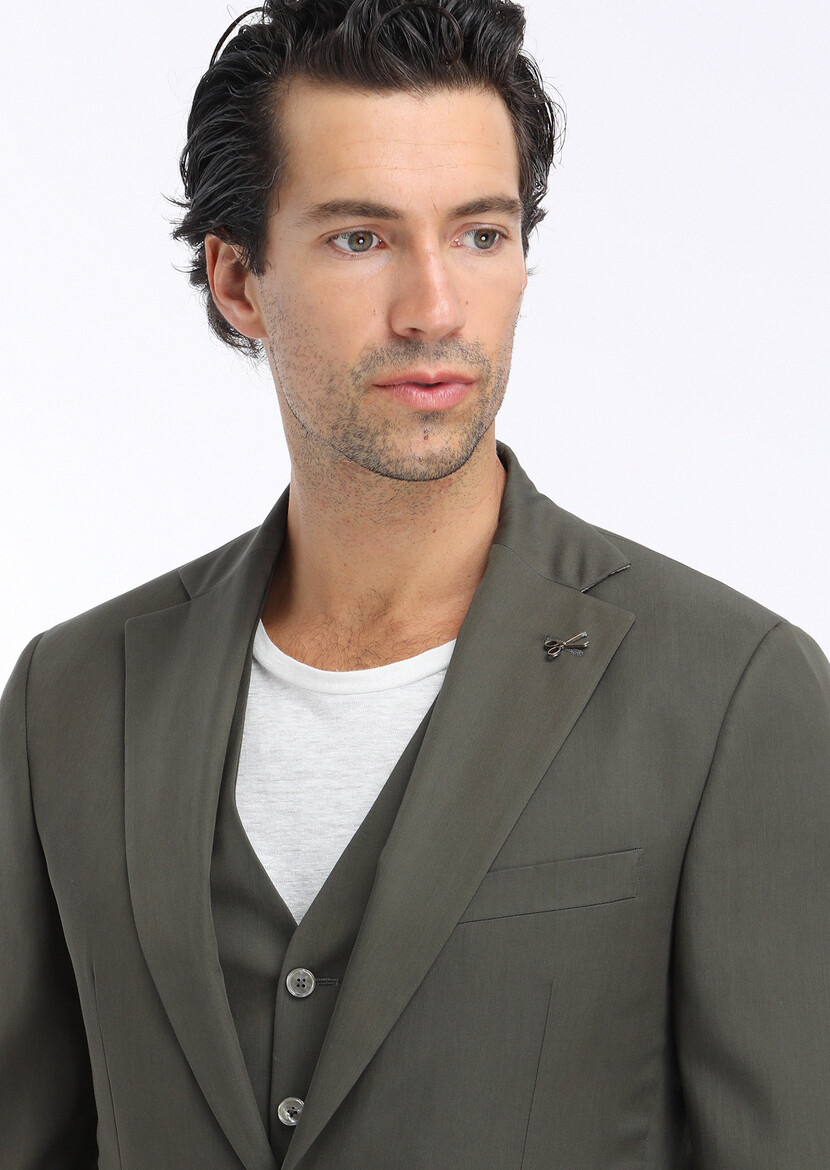 Khaki Suit With Waistcoat - 4