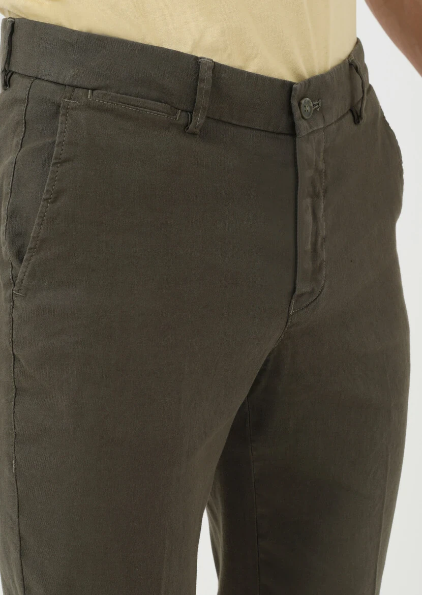 Khaki Weaving Regular Fit Casual Cotton Blended Trousers - 3