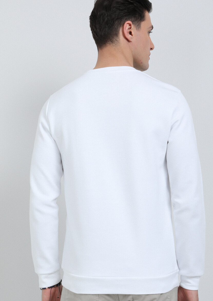 Kırık Beyaz Baskılı Sweatshırt - 5