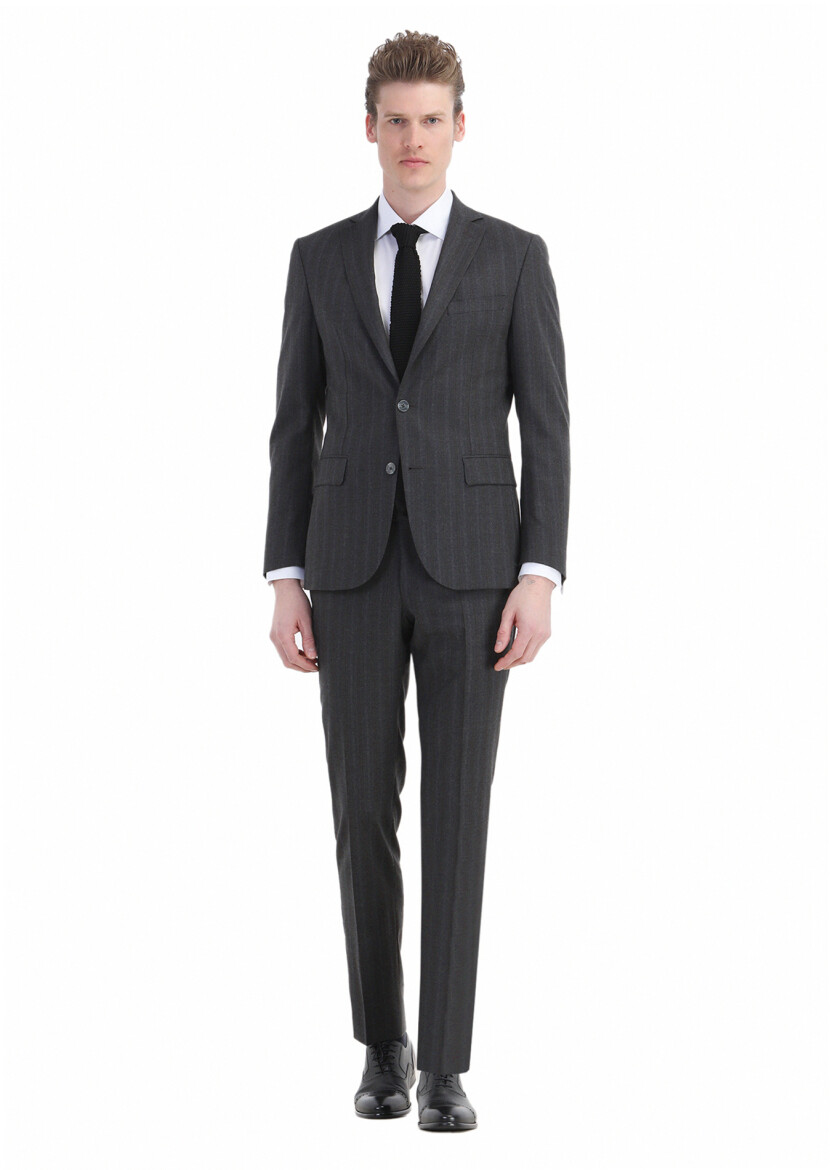 Koyu Gri Çizgili Zeroweight Slim Fit Yün Karışımlı Takım Elbise 