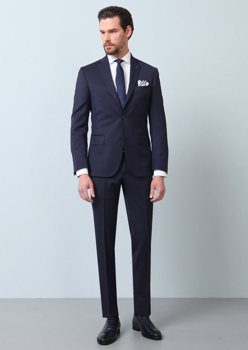 Koyu Lacivert Mikro Zeroweight Slim Fit %100 Yün Takım Elbise 