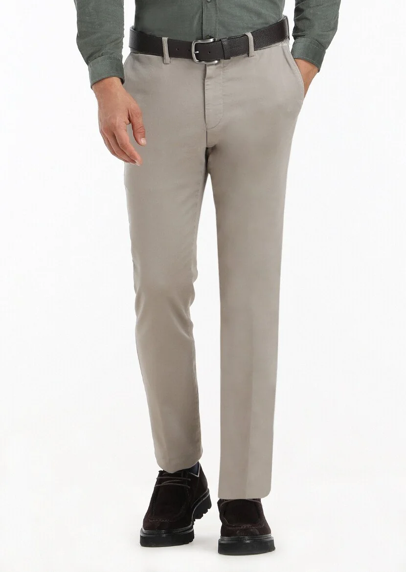 Kum Düz Dokuma Regular Fit Casual Pamuk Karışımlı Pantolon - 1