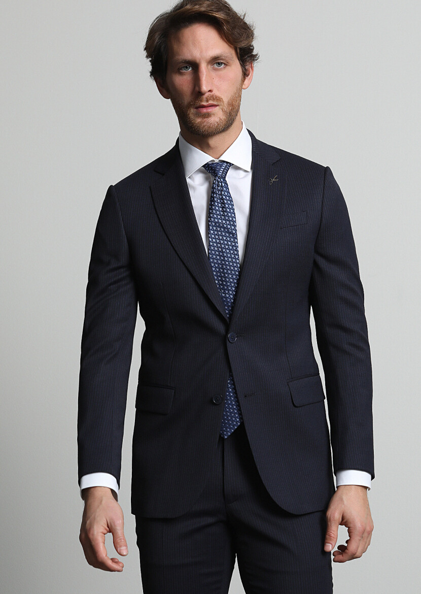 Lacivert Çizgili Modern Fit Yün Karışımlı Takım Elbise 
