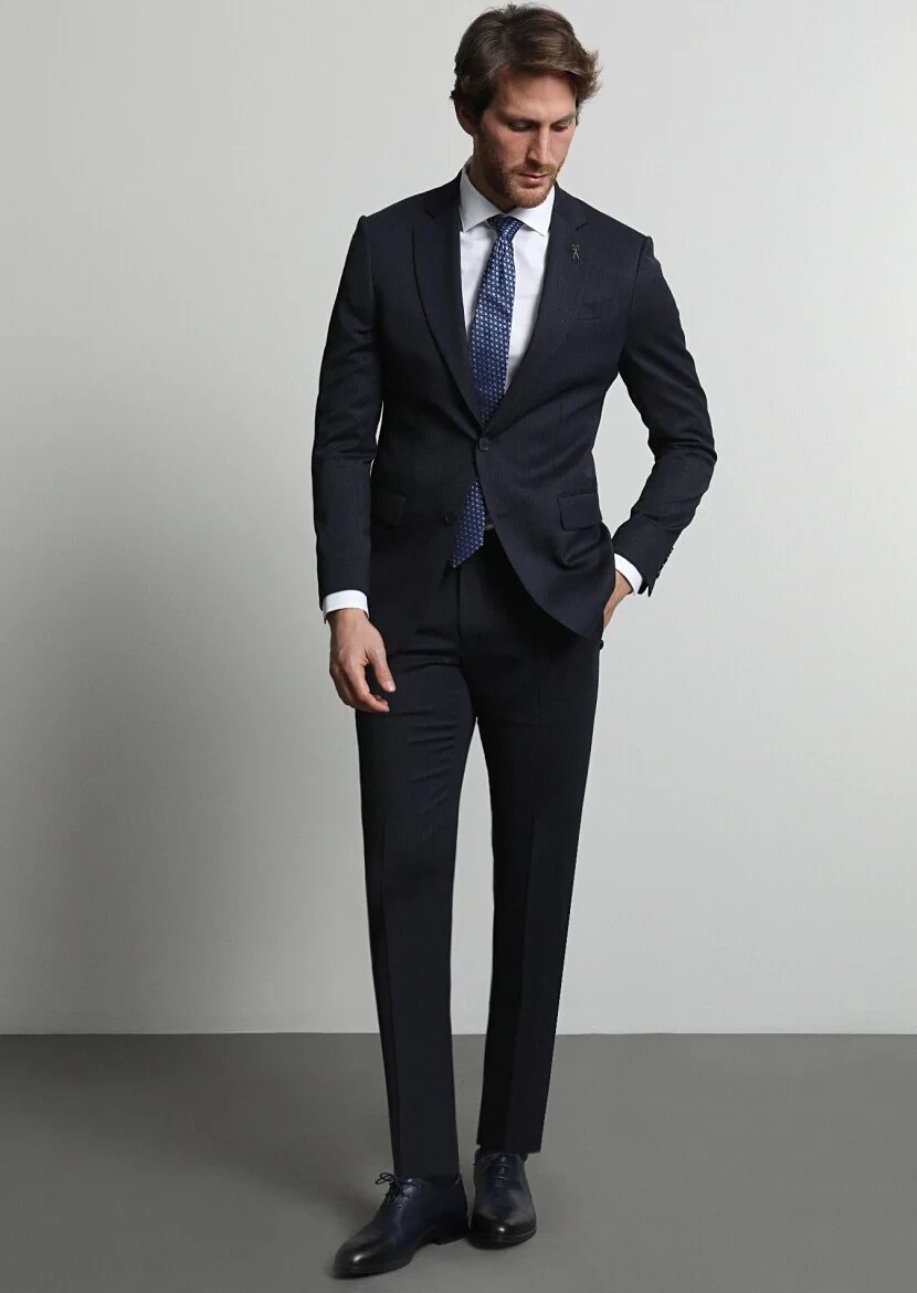 Lacivert Çizgili Modern Fit Yün Karışımlı Takım Elbise - 1