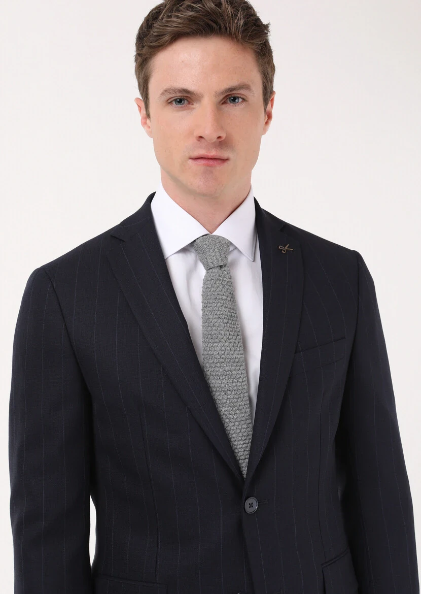 Lacivert Çizgili Zeroweight Slim Fit %100 Yün Takım Elbise - 3