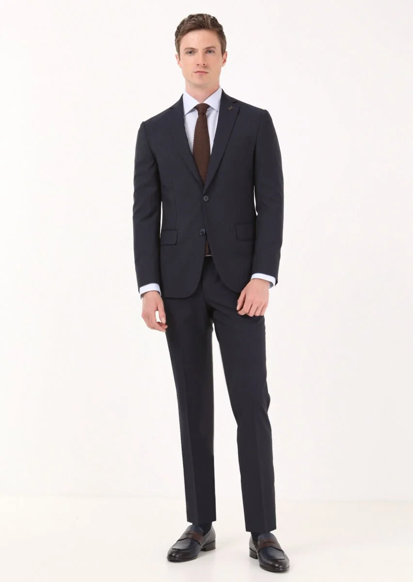 Lacivert Çizgili Zeroweight Slim Fit %100 Yün Takım Elbise - 1
