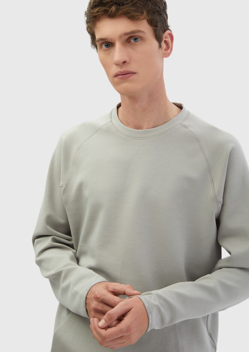 Light Grey Crew Neck Plain Sweatshirt - 3